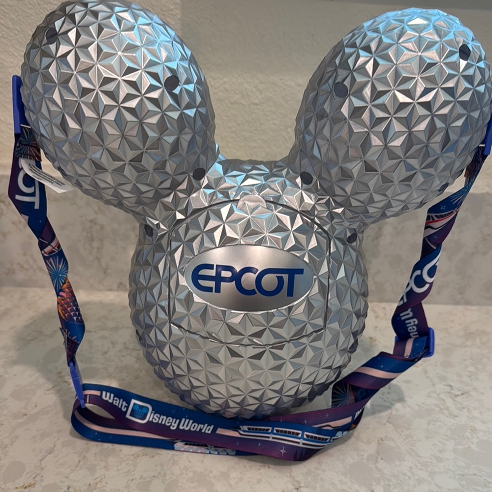 Disney world Mickey Mouse Epcot Popcorn Bucket lite up